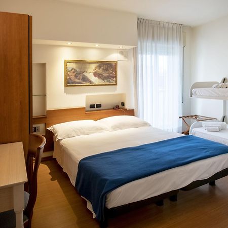 Hotel International San Benedetto del Tronto Exterior foto