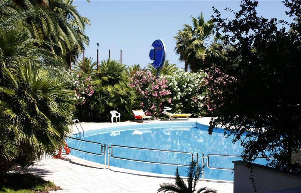 Hotel International San Benedetto del Tronto Exterior foto