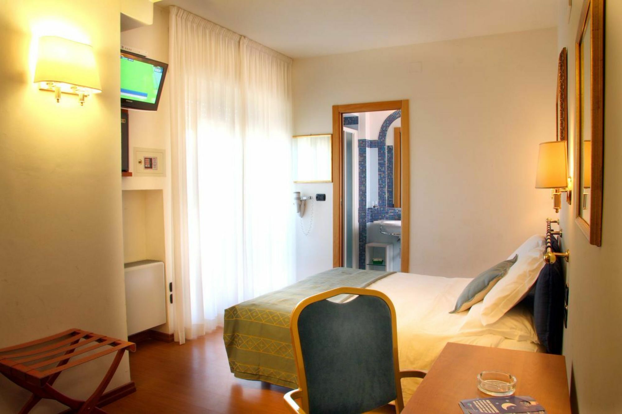 Hotel International San Benedetto del Tronto Exterior foto